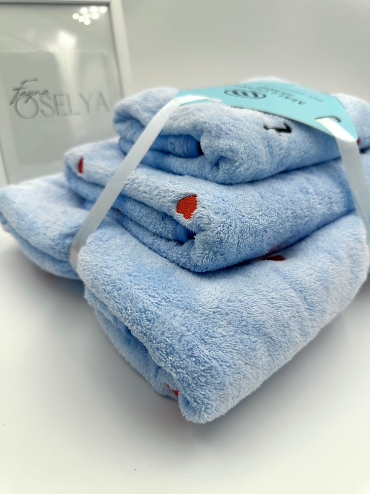 Подарочный набор банных полотенец из микрофибры Сердечки голубой F0420 фото