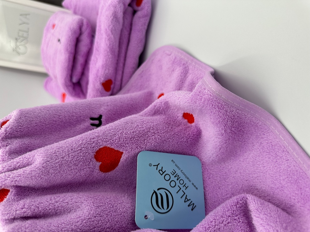 Подарочный набор банных полотенец из микрофибры Сердечки фиолетовый F0421 фото